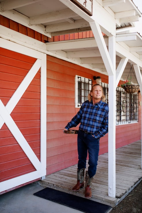 Подготовка площадки и выбор материалов для сэндвич панелей