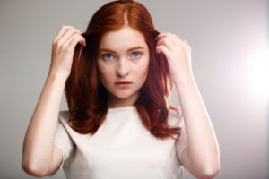 Почему волосы быстро жирнеют у корней